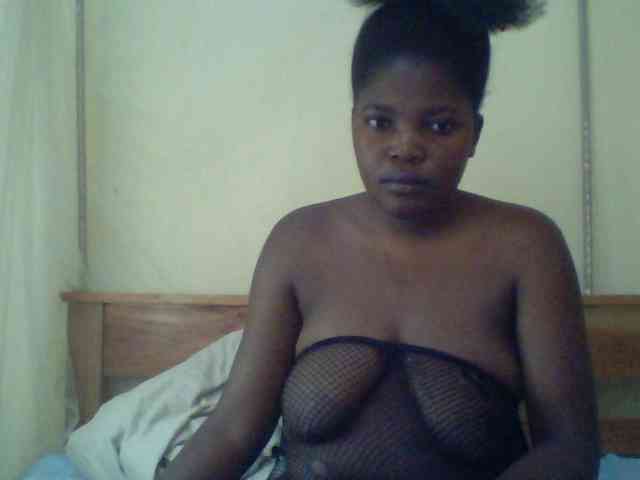 Cute-Divah webcam