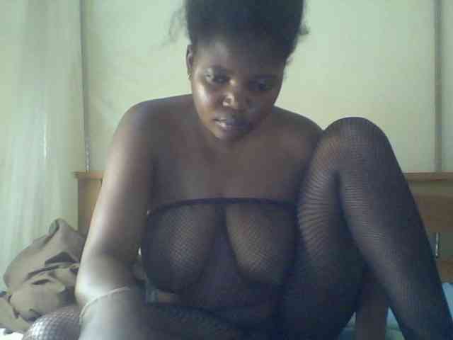 Cute-Divah webcam