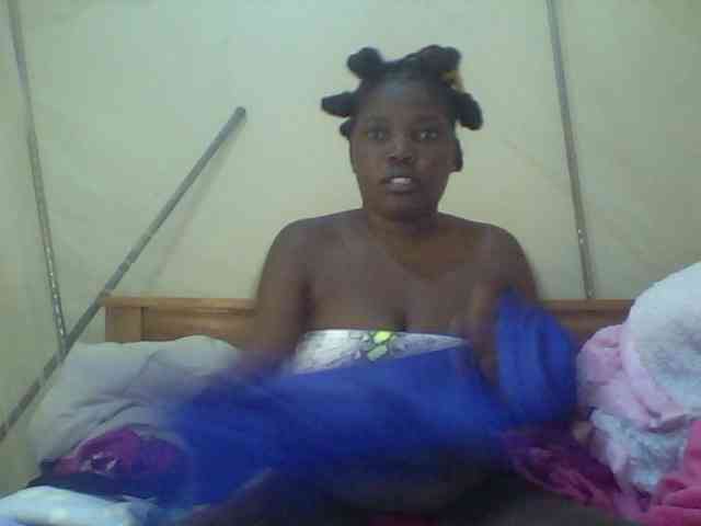Cute-Divah webcam