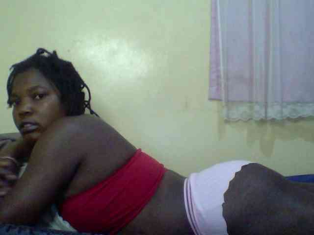 Cute-Divah webcam