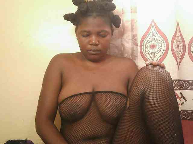 Cute-Divah webcam