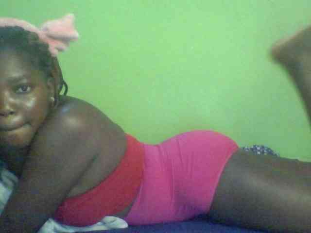 Cute-Divah webcam