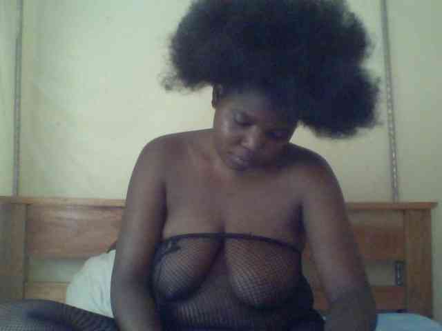 Cute-Divah webcam