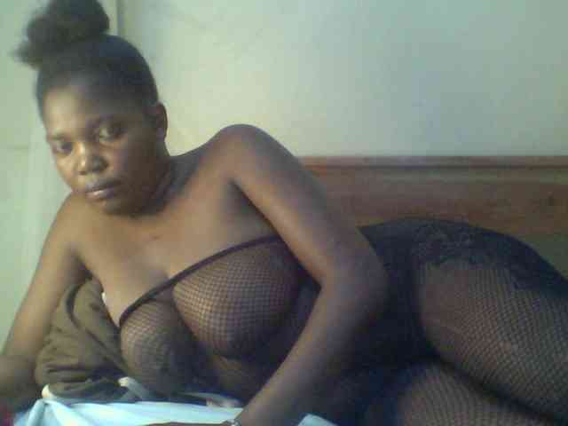 Cute-Divah webcam