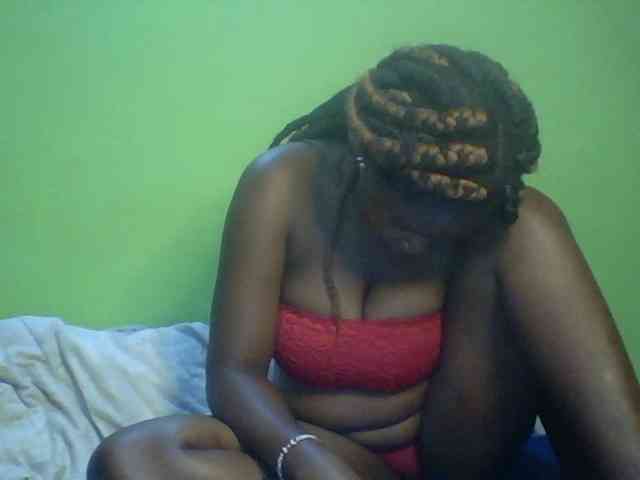 Cute-Divah webcam