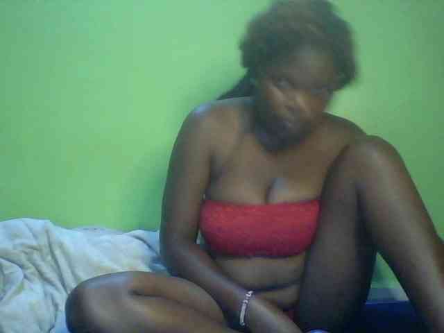 Cute-Divah webcam