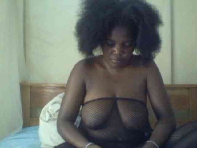 Cute-Divah webcam