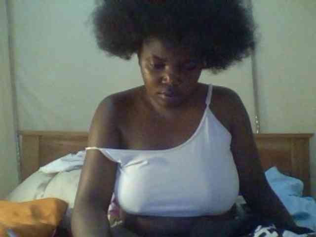 Cute-Divah webcam
