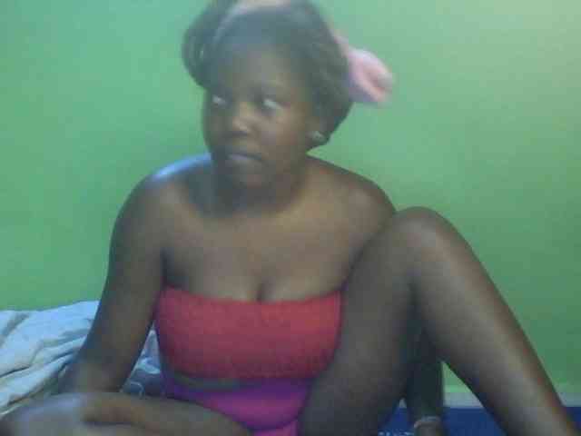 Cute-Divah webcam