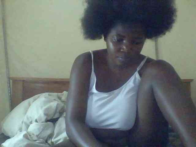Cute-Divah webcam