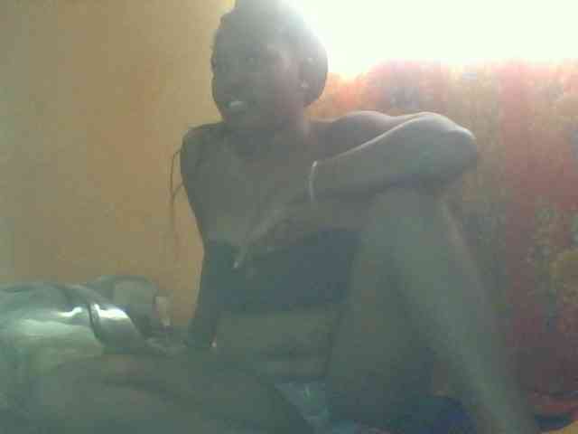 Cute-Divah webcam