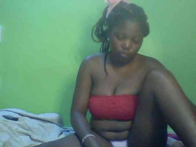 Cute-Divah webcam