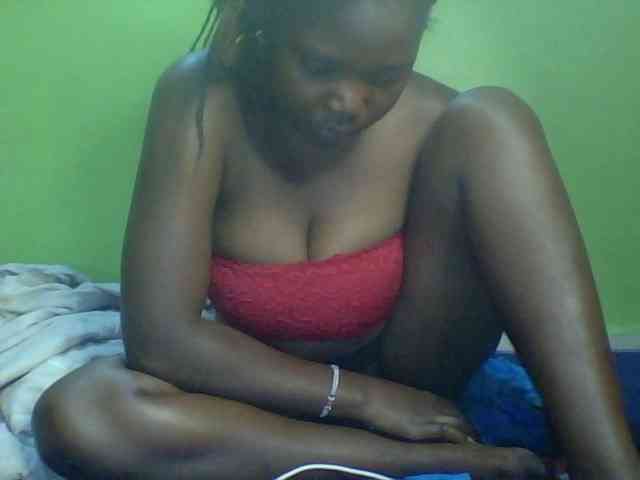 Cute-Divah webcam
