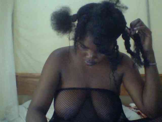 Cute-Divah webcam