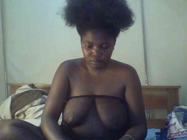 Cute-Divah webcam