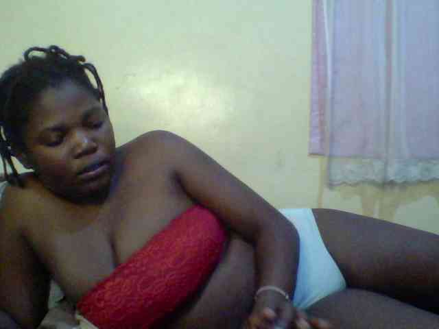 Cute-Divah webcam