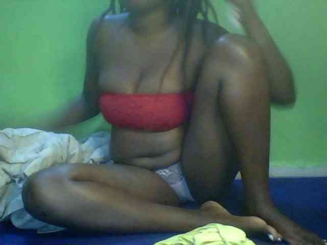 Cute-Divah webcam