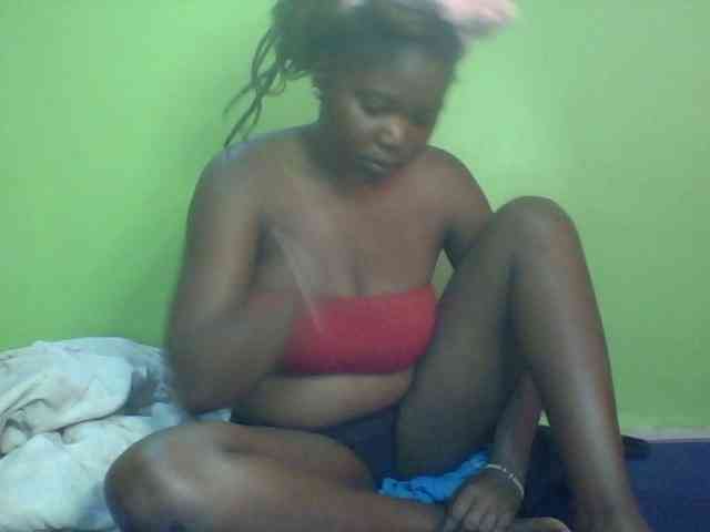 Cute-Divah webcam