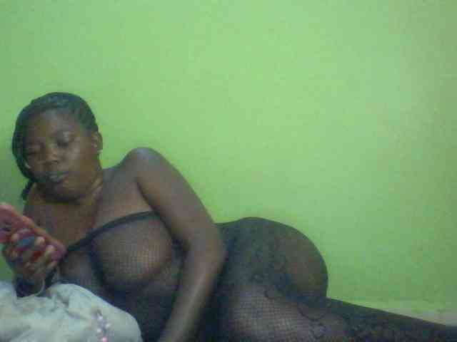Cute-Divah webcam