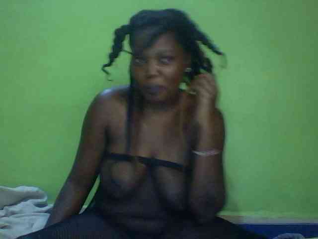 Cute-Divah webcam