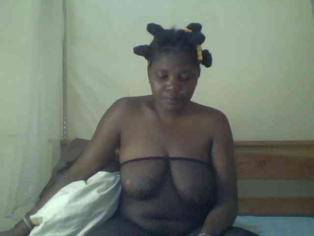Cute-Divah webcam