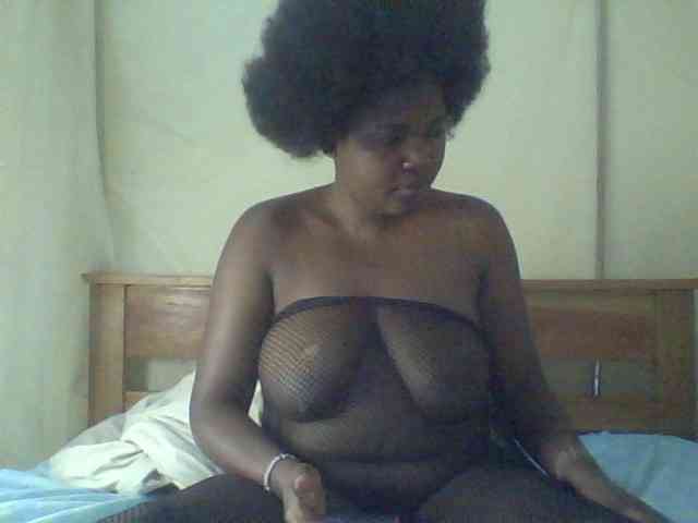 Cute-Divah webcam