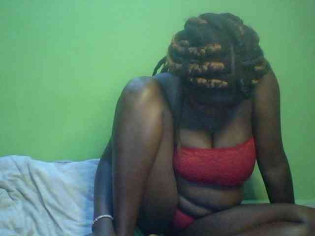 Cute-Divah webcam