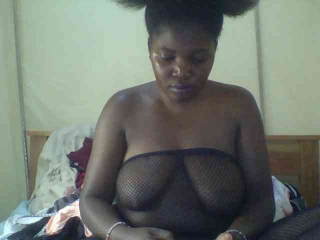 Cute-Divah webcam