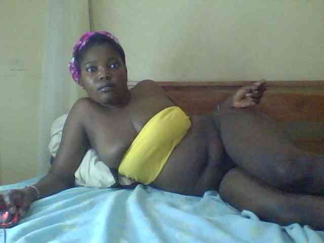 Cute-Divah webcam