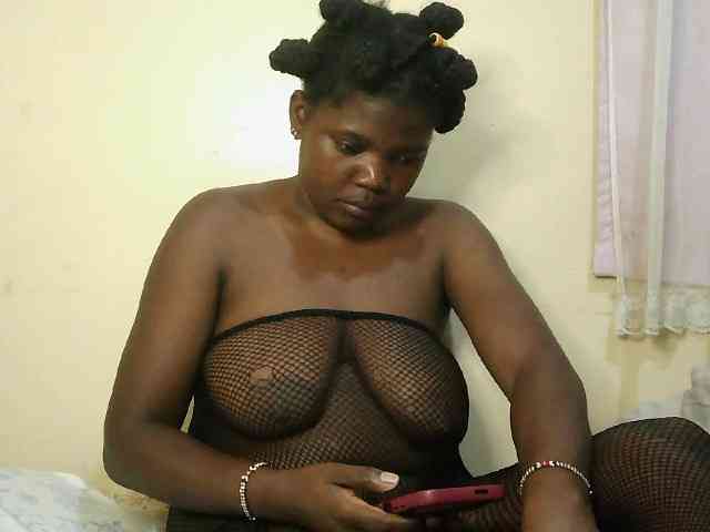 Cute-Divah webcam