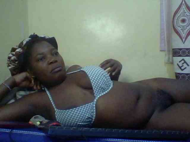 Cute-Divah webcam