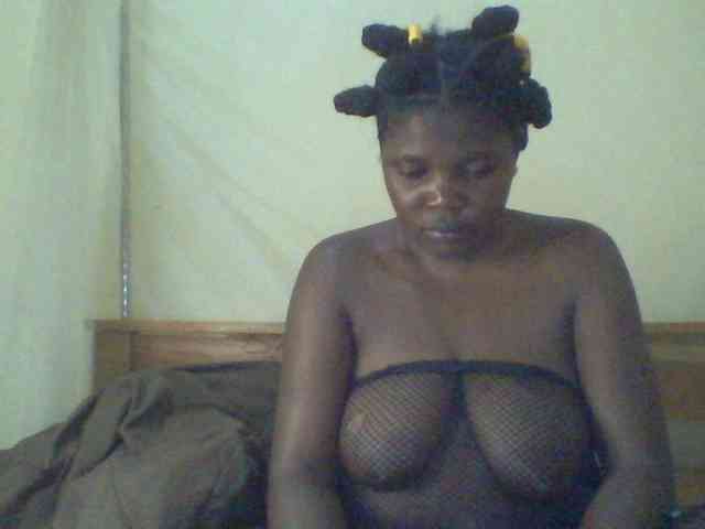 Cute-Divah webcam
