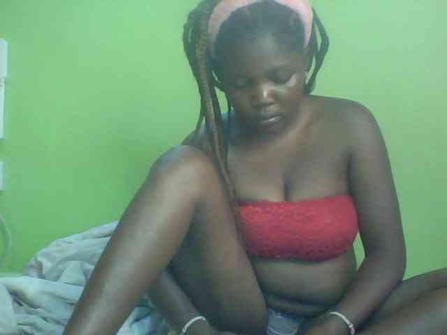 Cute-Divah webcam