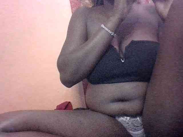 Cute-Divah webcam