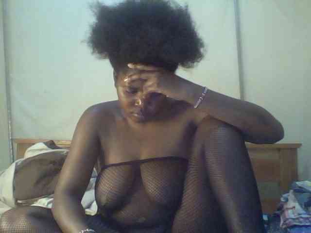 Cute-Divah webcam
