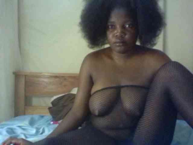 Cute-Divah webcam