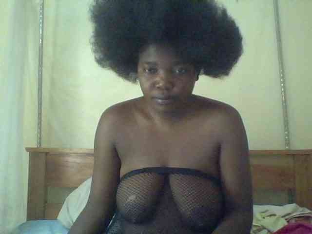 Cute-Divah webcam
