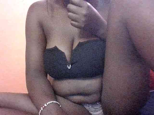 Cute-Divah webcam