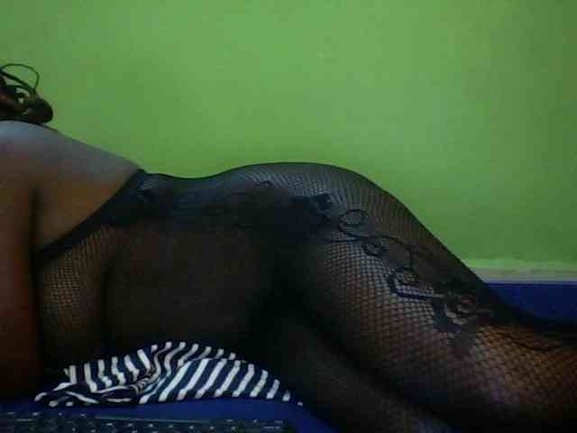 Cute-Divah webcam
