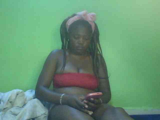 Cute-Divah webcam