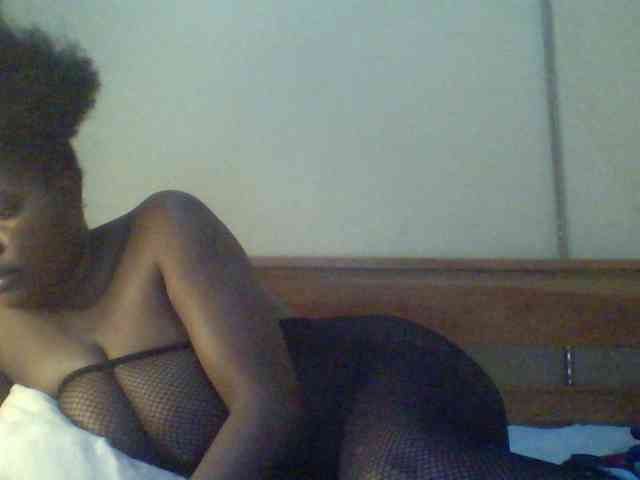 Cute-Divah webcam