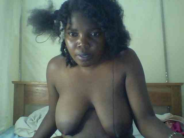 Cute-Divah webcam