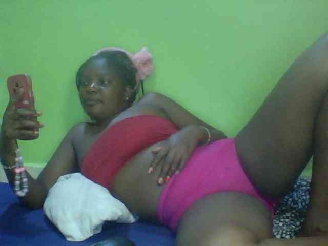 Cute-Divah webcam