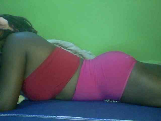 Cute-Divah webcam