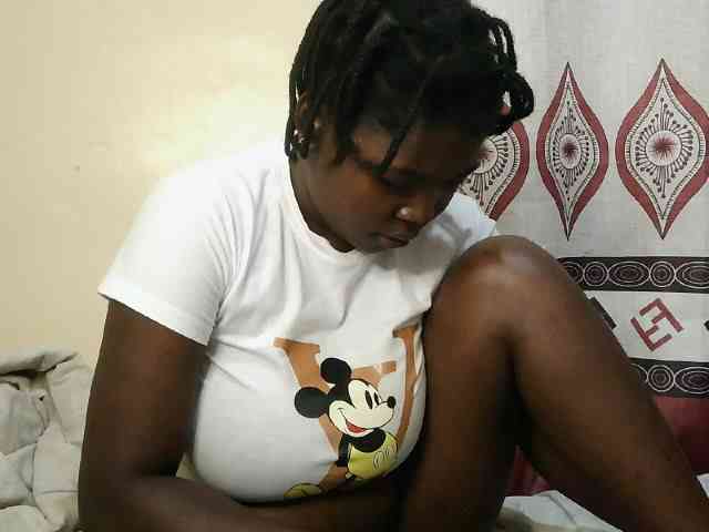 Cute-Divah webcam