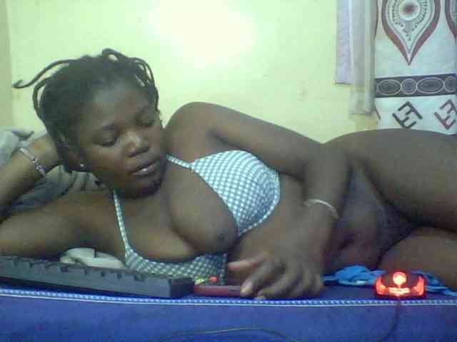 Cute-Divah webcam