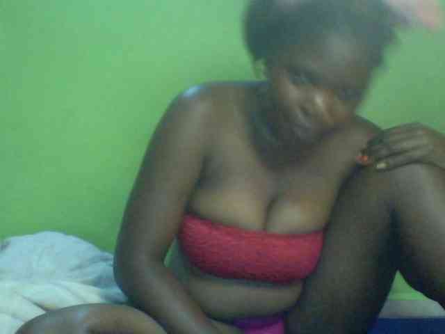 Cute-Divah webcam