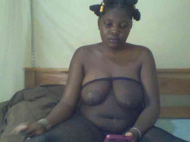 Cute-Divah webcam