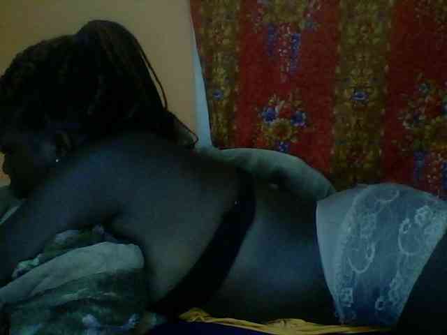 Cute-Divah webcam