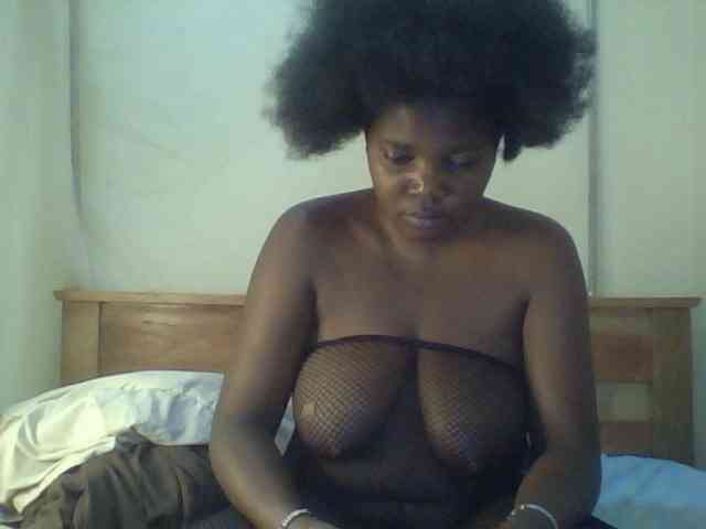 Cute-Divah webcam